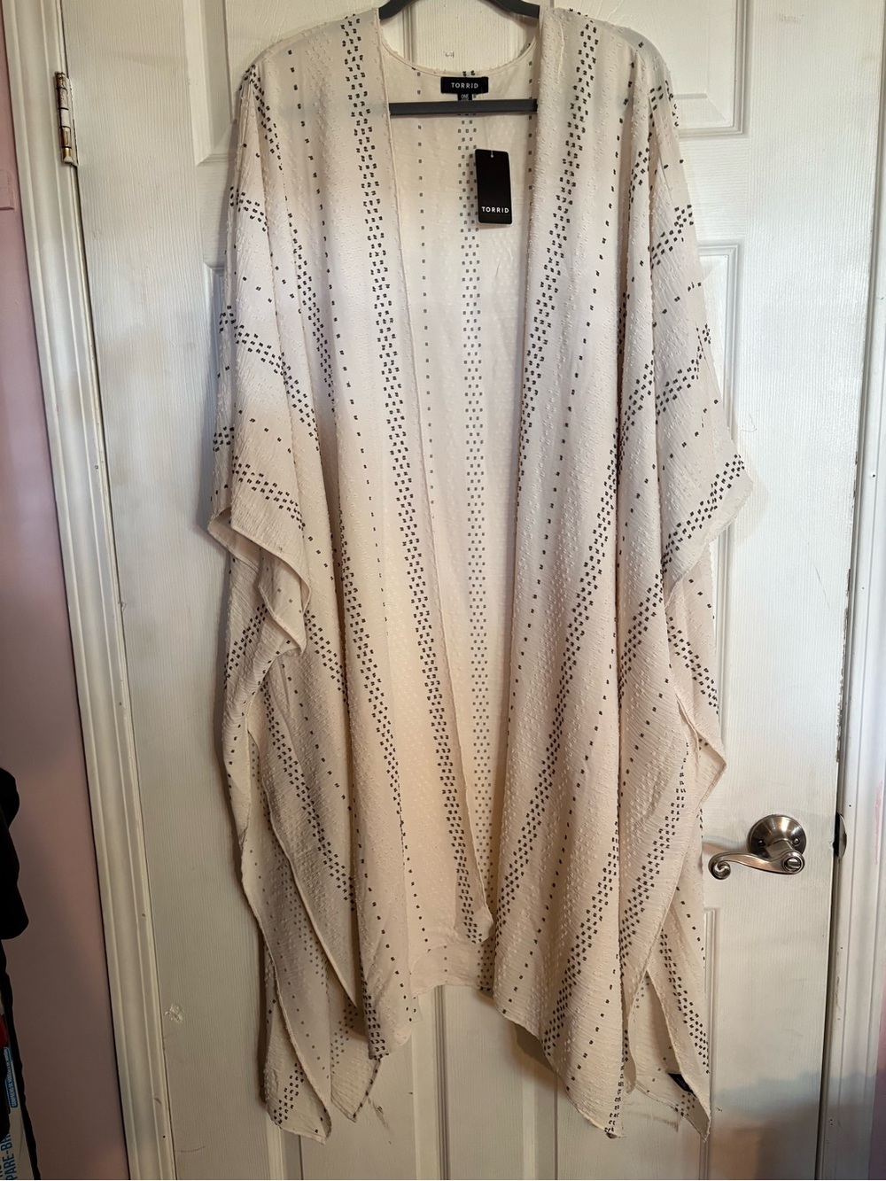 torrid Cream Openpoint Knit Kimono